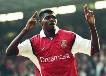 Kanu celebrating one of his goals