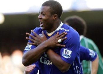 Yakubu Aiyegbeni, the Yak with his customary celebration