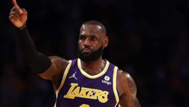 LeBron leading the charge in Lakers win