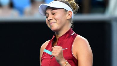 Amanda Anisimova celebrates victory over Naomi Osaka at the Australian Open