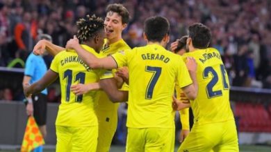 Samuel Chukwueze Celebration with Villareal teammates