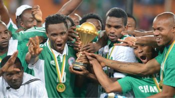 Joseph Yobo, John Obi MIkel celebrate 2013 AFCON triumph