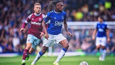 Alex Iwobi in action against West Ham