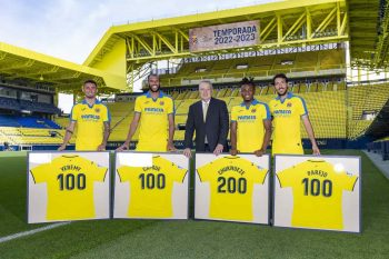 Villareal appearance commemoration shirts