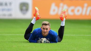 Dean Henderson leaves Manchester United