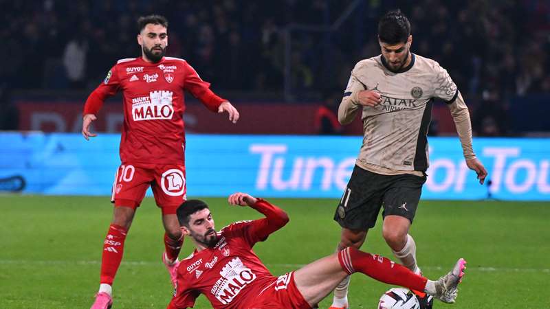 Paris Saint-Germain (PSG) experienced a setback in Ligue 1 as they squandered a 2-0 lead against Brest, resulting in a 2-2 draw.