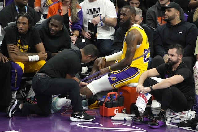 LeBron James did not complete the game, exiting with approximately four minutes remaining on the clock despite no visible injury on the court.