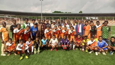 the Akwa Ibom State Football Association (AKFA) board, led by Chairman Samuel Umoh, visited Ibom Angels FC during their training session at the Uyo Township Stadium.