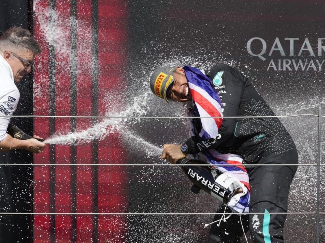 Lewis Hamilton wins at Home in a Thrilling Silverstone Race