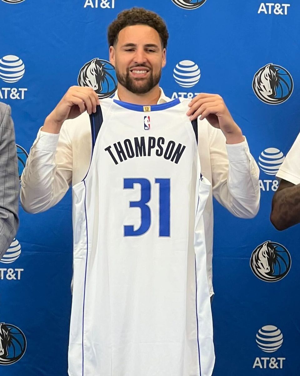 Klay Thompson Unveiled at Dallas Mavericks