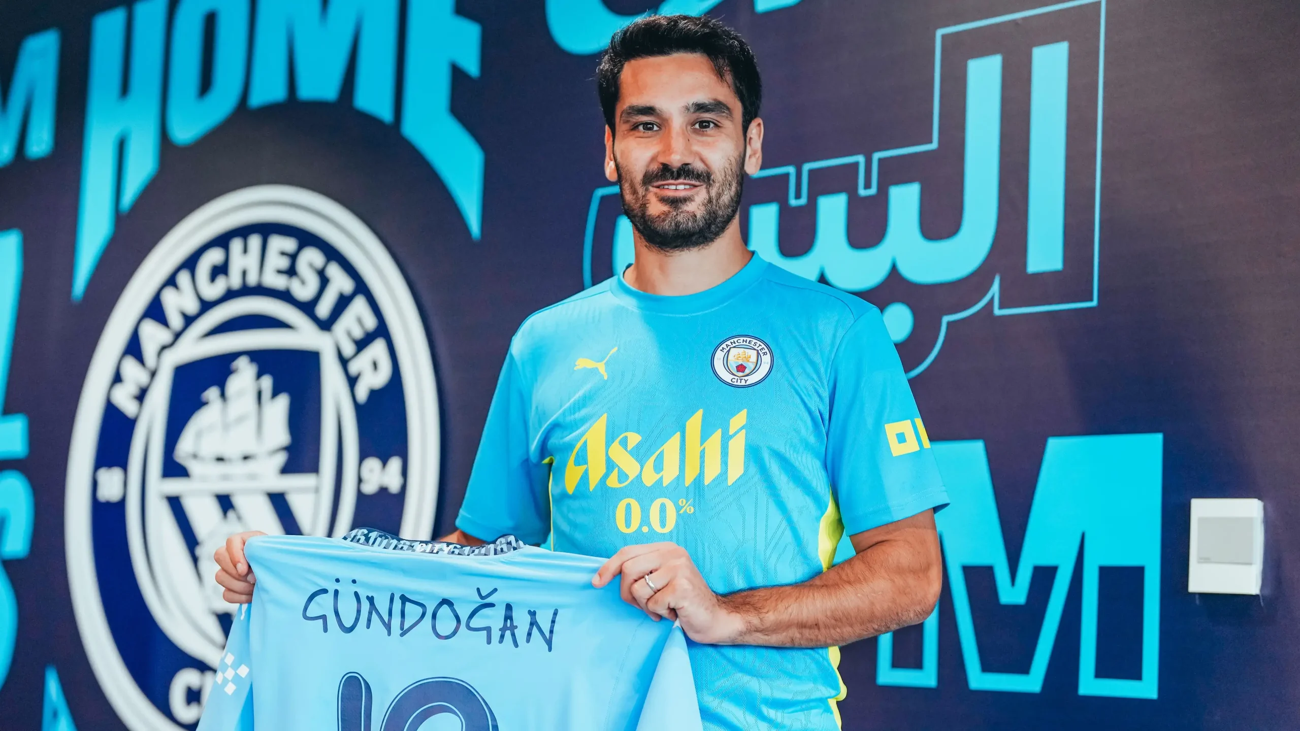 Ilkay Gundogan rejoins Manchester City after Barcelona spell