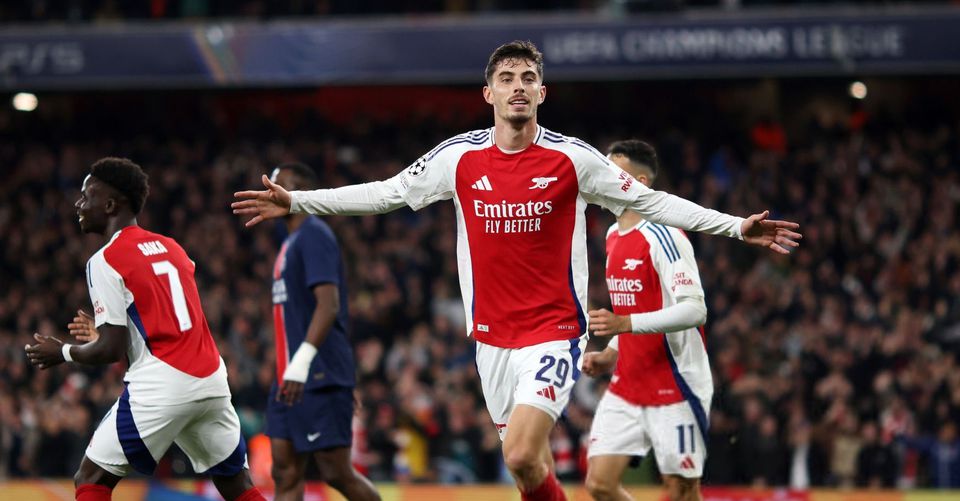 Arsenal beat PSG 2-0 in Champions League match