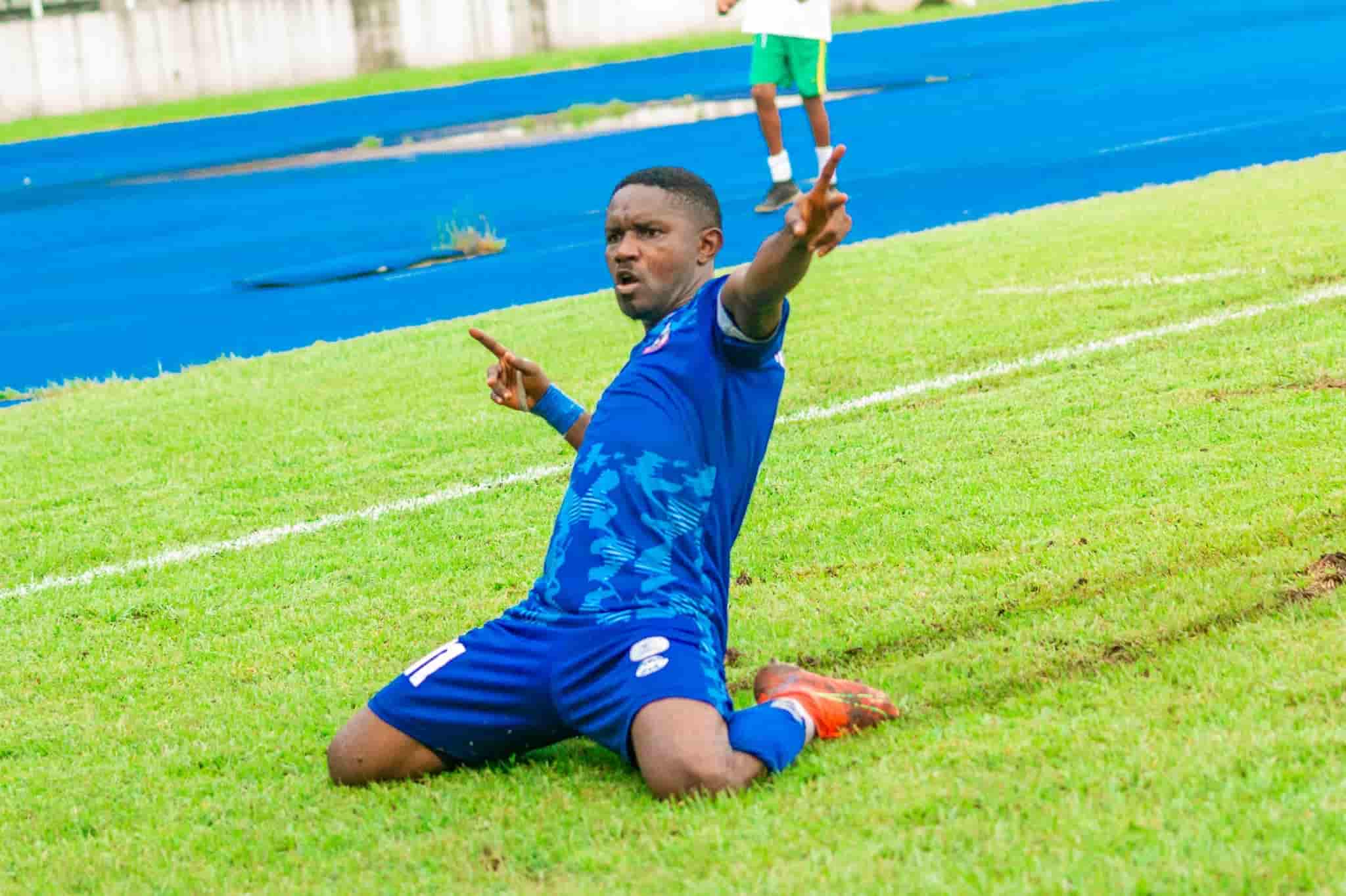 aniekeme okon celebrates his goal for Rivers United in the NPFL-min