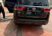 Samuel Chukwueze has gifted his long-time manager, Mr. Prince Victor Apugo, a brand new 2024 Toyota Landcruiser worth N250 million in a heartwarming gesture