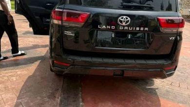 Samuel Chukwueze has gifted his long-time manager, Mr. Prince Victor Apugo, a brand new 2024 Toyota Landcruiser worth N250 million in a heartwarming gesture