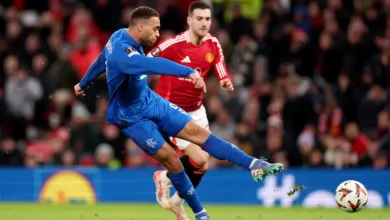 cyriel dessers scores against Manchester united