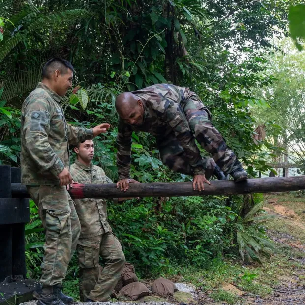 FLORENT MALOUDA IN THE ARMY