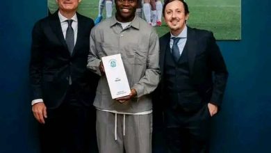 Former Super Eagles left-back Taye Taiwo has been honoured by French Ligue 1 club Olympique Marseille after being inducted into the club’s hall of fame.