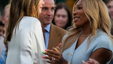 Serena Williams Inducts Maria Sharapova into the International Tennis Hall of Fame