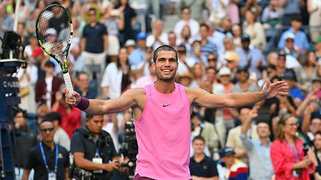 Alcaraz Reaches US Open 2025 Quarters Without Dropping a Set