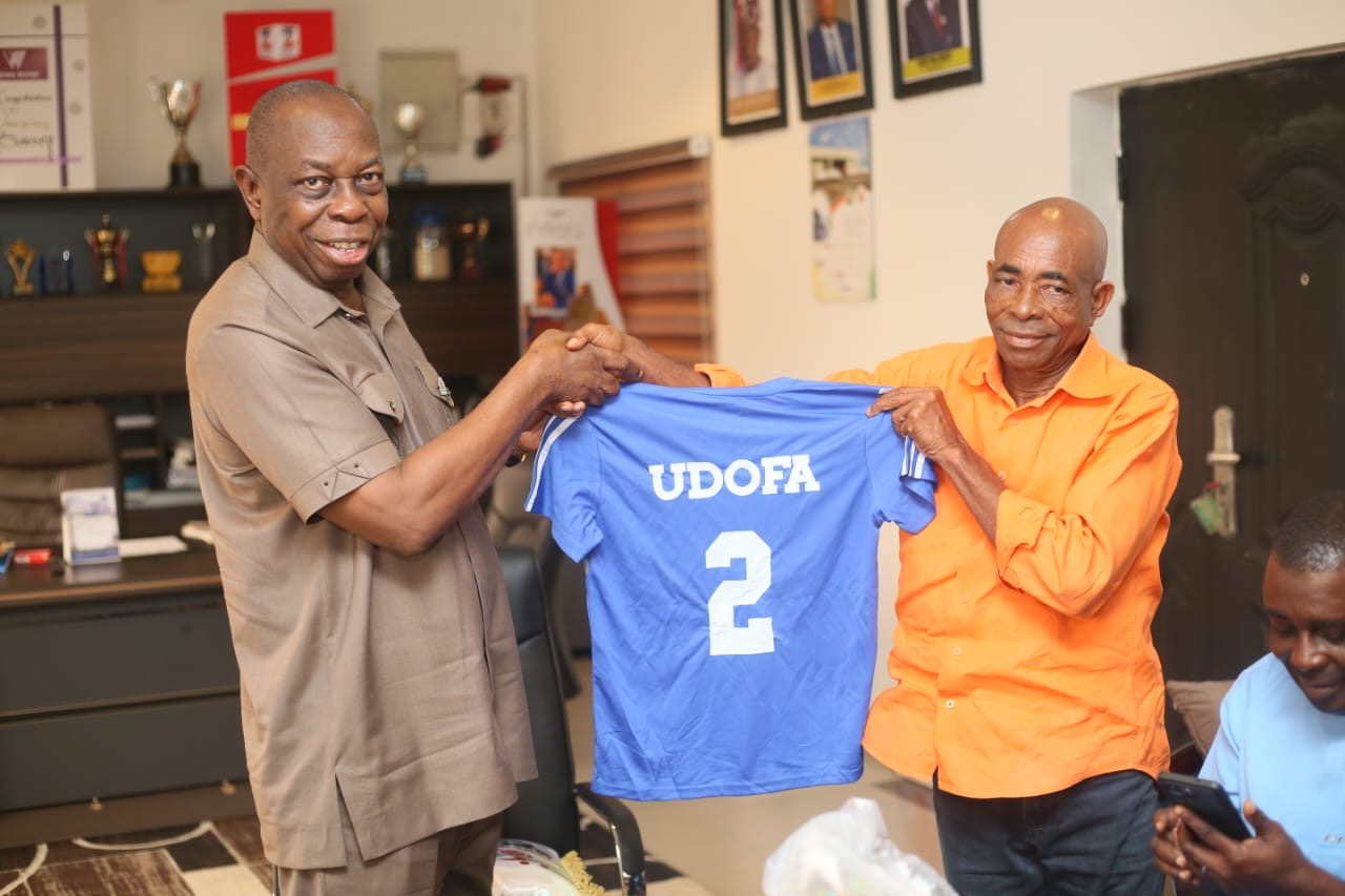 Elder Paul Bassey Presents Items to teams ahead of Eket Urban 2 Unity Cup 