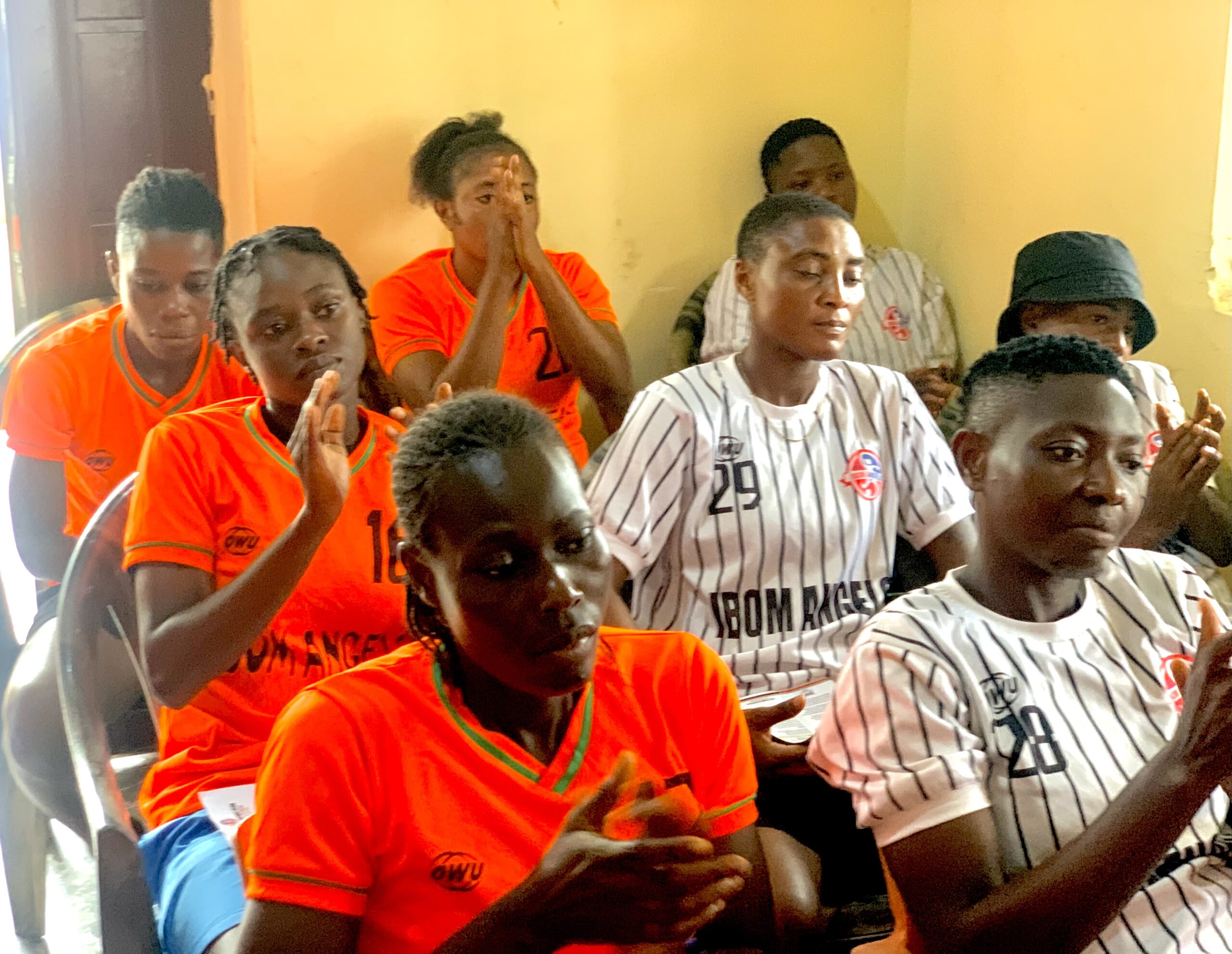 It was a moment of joy, gratitude, and reflection for the players and officials of Ibom Angels Football Club on Friday, October 31, as the club’s chairman, Prince Ukeme Ukpong, hosted a special “Happy Hour” thanksgiving session at the team’s clubhouse inside the Uyo Township Stadium.