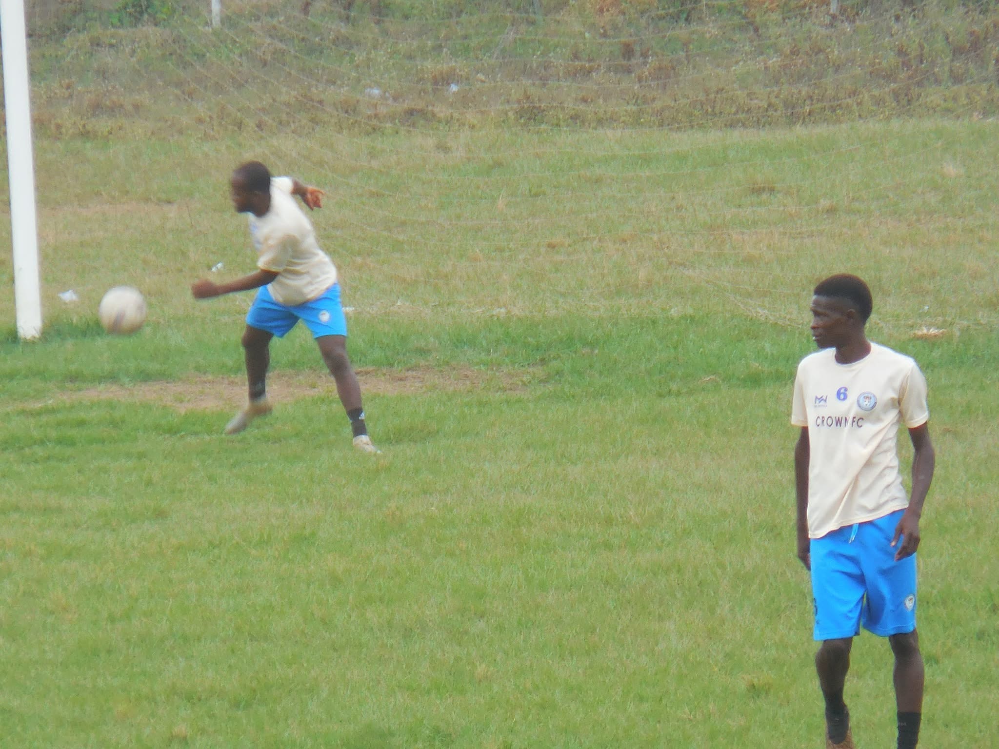 Etboy Akpan training with Crown FC