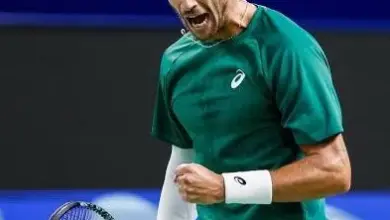 Musetti survives Wawrinka to keep His Turin dream alive