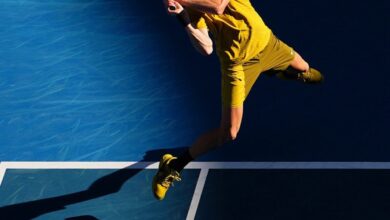 Jannik Sinner begins Australian Open defense with win