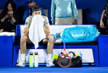 Taylor Fritz faces big Decision as Knee Injury persists