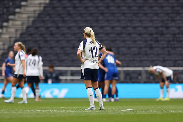 Koga scores twice as Spurs fall to Everton