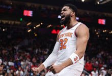 Knicks Hold Off Hawks to Take Game 1