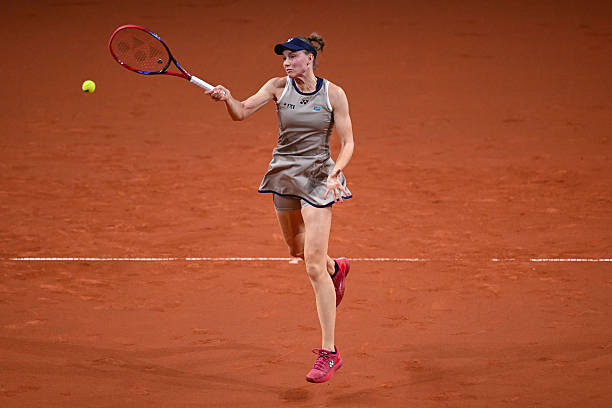 Elena Rybakina through to Stuttgart Quarter-Finals