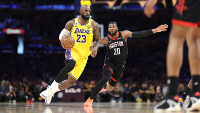 Lakers take Game 1 in Impressive Team Performance