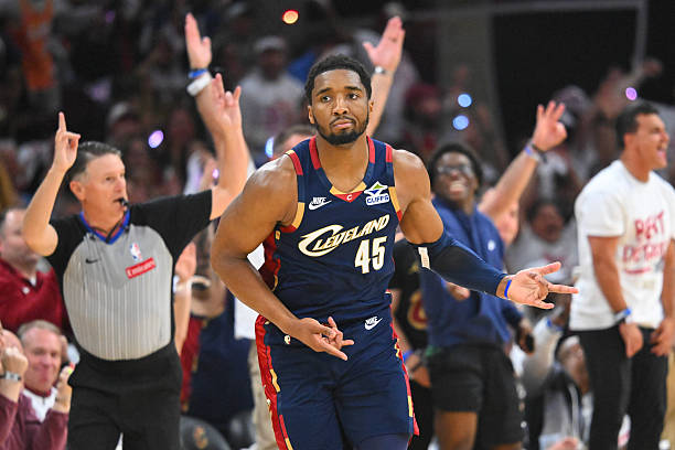 Cavaliers stay Alive, Thunder move to brink of Sweep